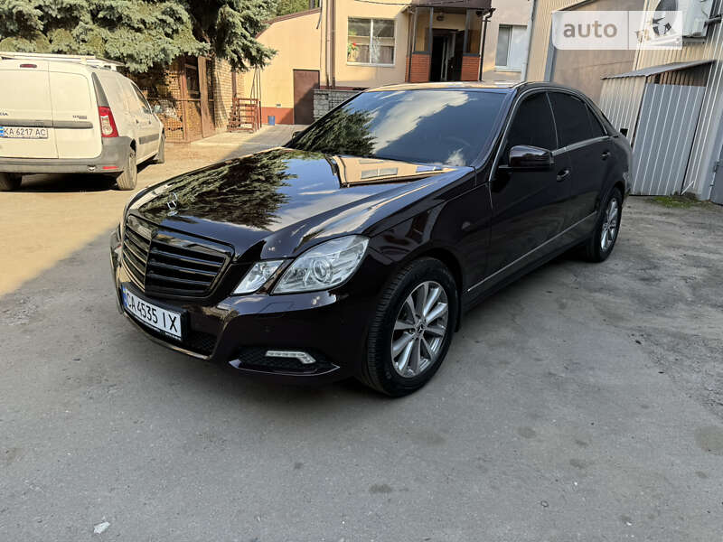 2009 mercedes-benz e 300