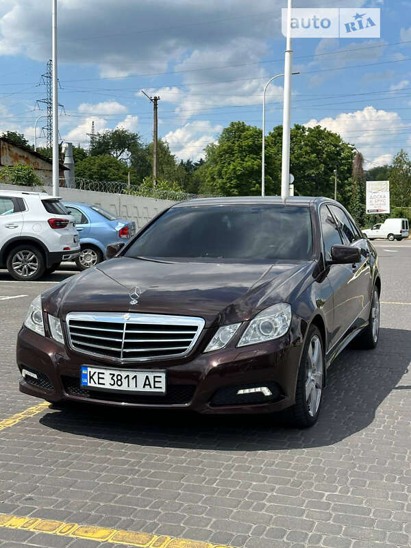2009 mercedes-benz e 300