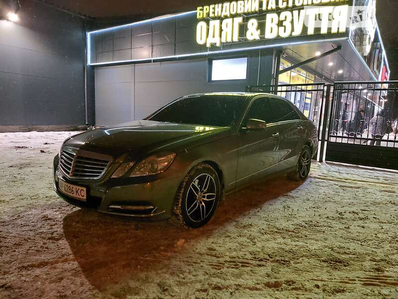 2010 mercedes-benz e 300