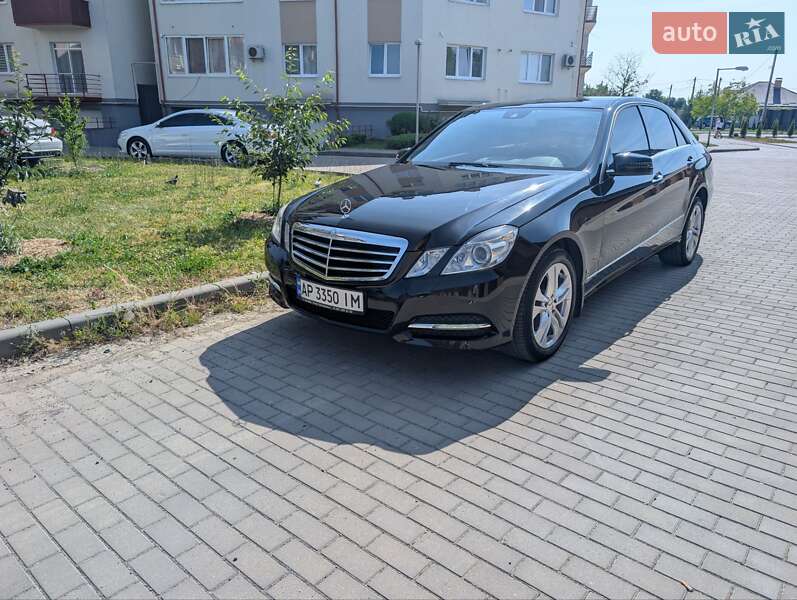 2011 mercedes-benz e 300