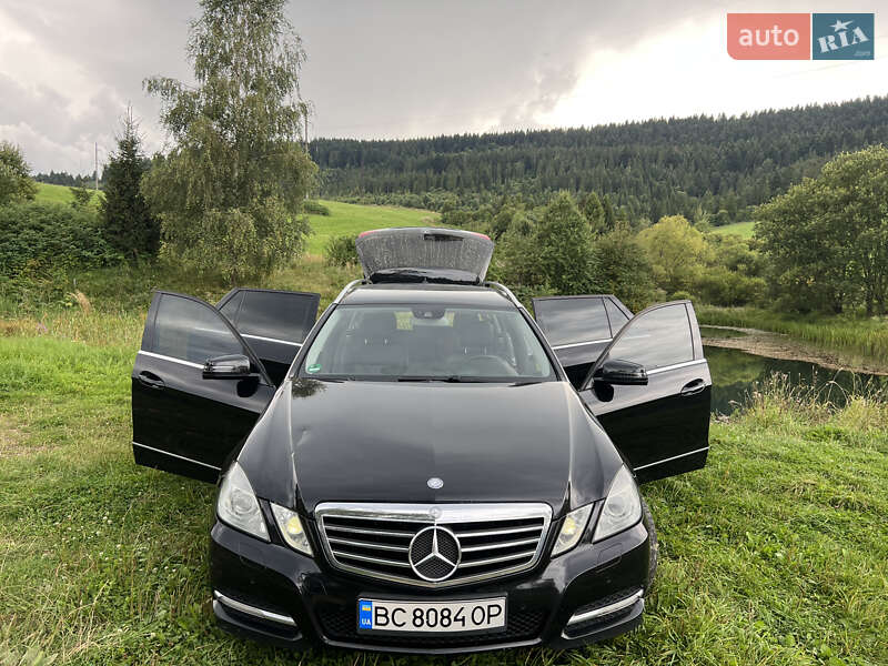 2011 mercedes-benz e 220