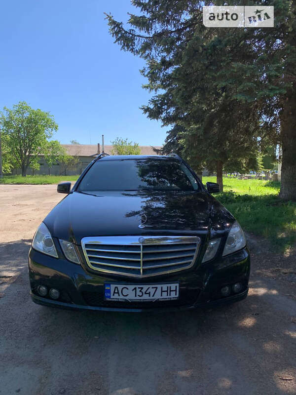 2010 mercedes-benz e 200