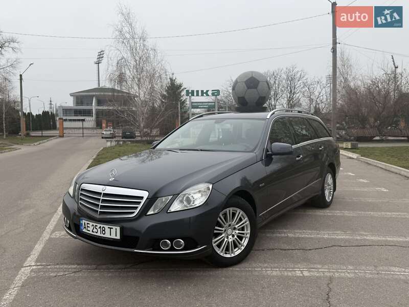 2010 mercedes-benz e 200