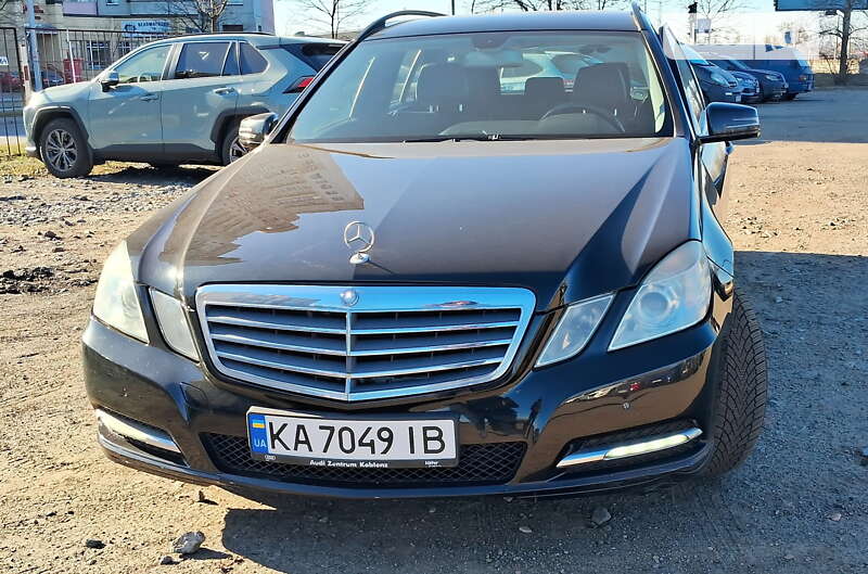 2012 mercedes-benz e 200