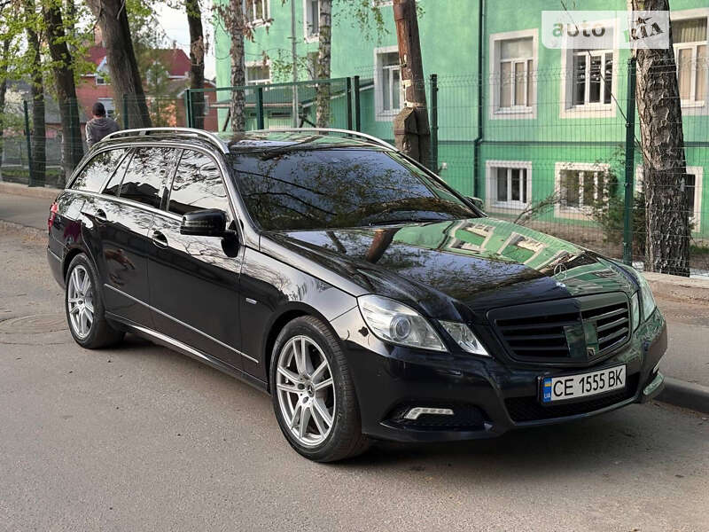 2010 mercedes-benz e 300