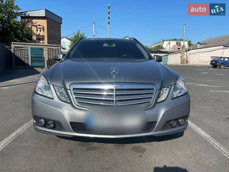 2010 mercedes-benz e 200