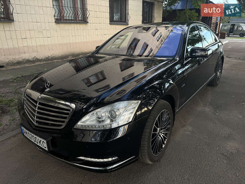 2011 mercedes-benz s 350 td