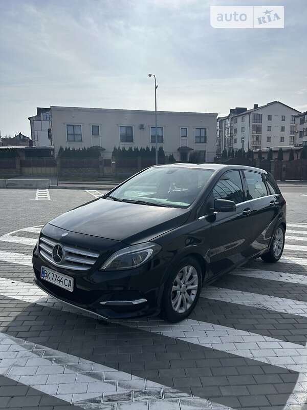 2014 mercedes-benz b 200 ng