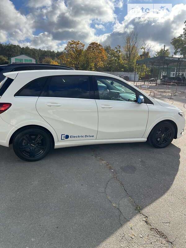 2014 mercedes-benz b 250e