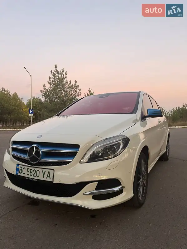 2015 mercedes-benz b 250e