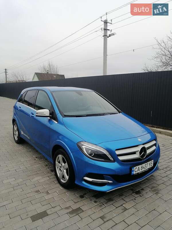 2015 mercedes-benz b 250e
