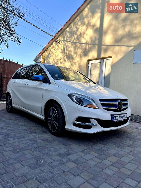 2015 mercedes-benz b 250e