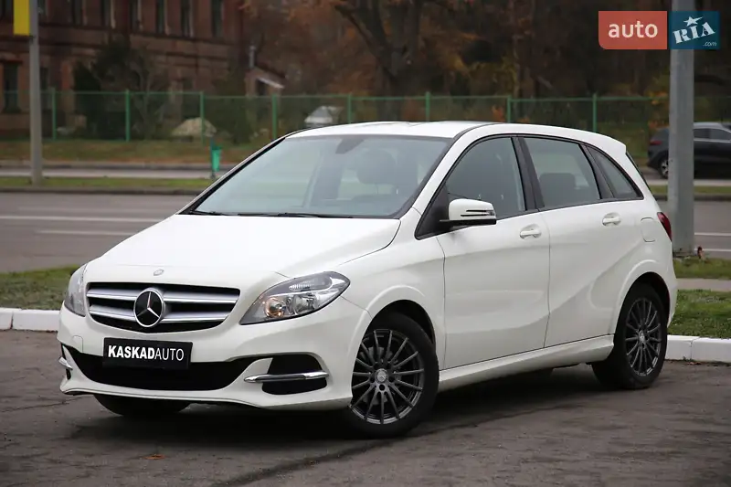 2015 mercedes-benz b-250