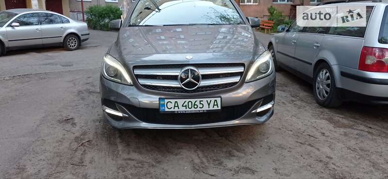 2015 mercedes-benz b 250e