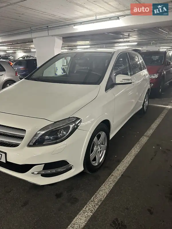 2016 mercedes-benz b 250e