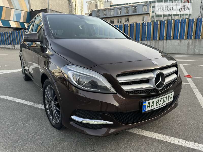 2016 mercedes-benz b 250e