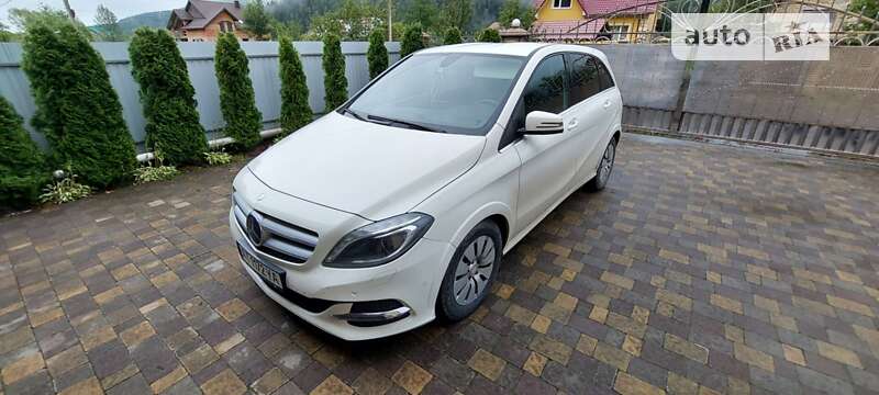2016 mercedes-benz b 250e