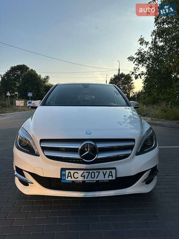 2017 mercedes-benz b 250e