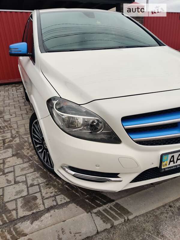 2017 mercedes-benz b 250