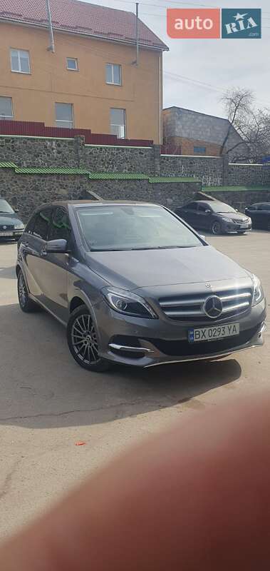 2017 mercedes-benz b 250e