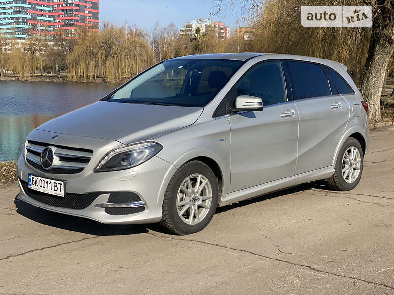 2017 mercedes-benz b 250e