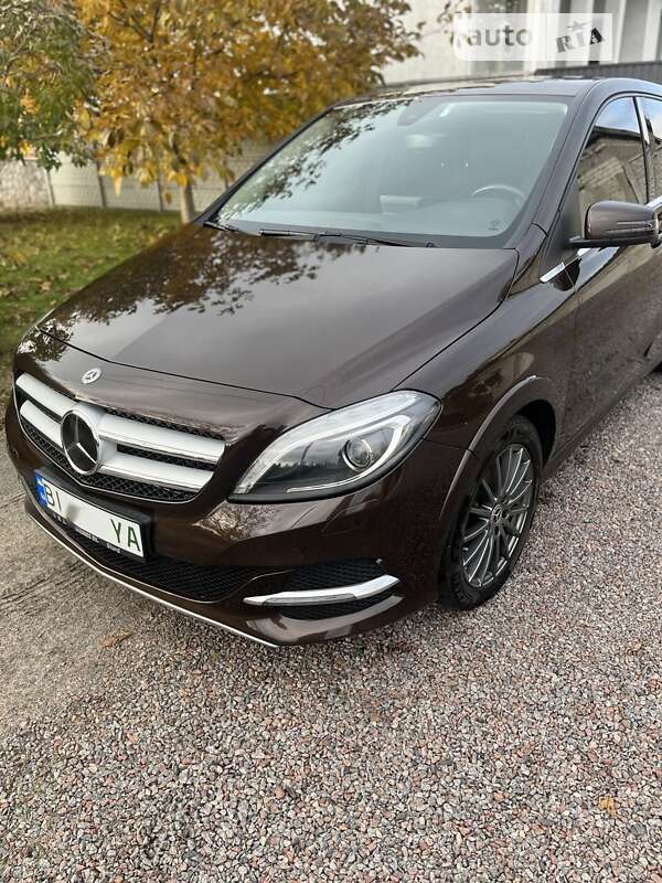 2017 mercedes-benz b 250e