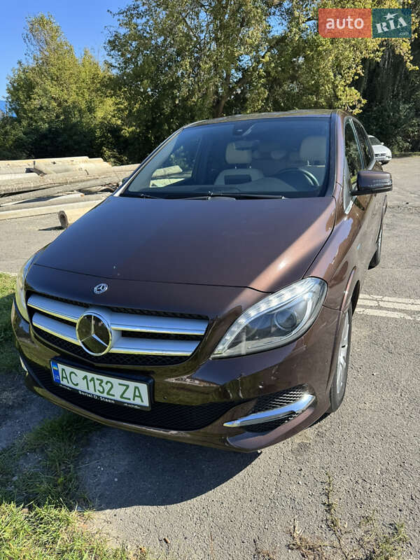 2017 mercedes-benz b 250e