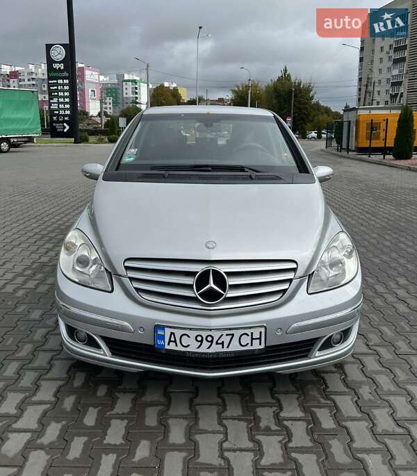 2005 mercedes-benz b-180