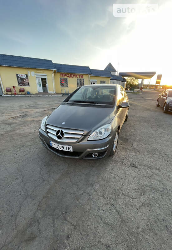 2009 mercedes-benz b 180