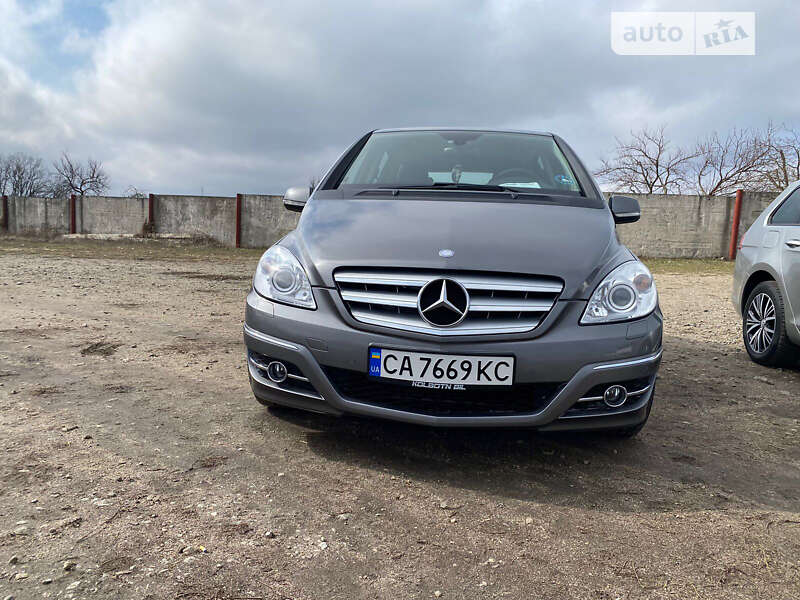 2010 mercedes-benz b 180