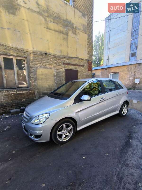 2010 mercedes-benz b 200