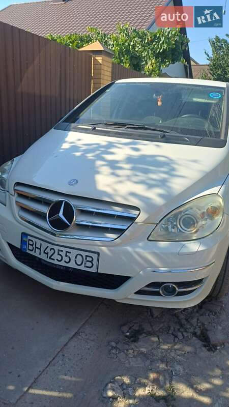 2010 mercedes-benz b 180