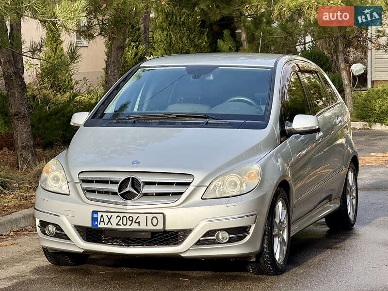 2010 mercedes-benz b-180