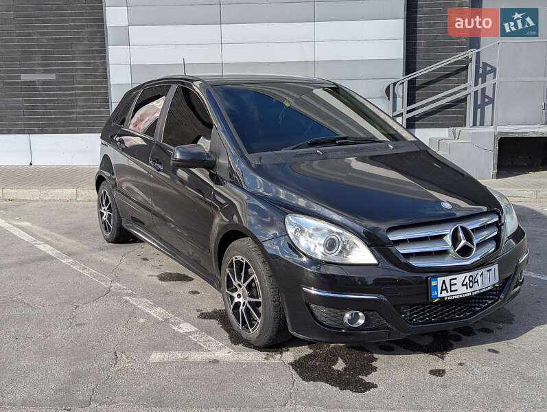 2011 mercedes-benz b 180