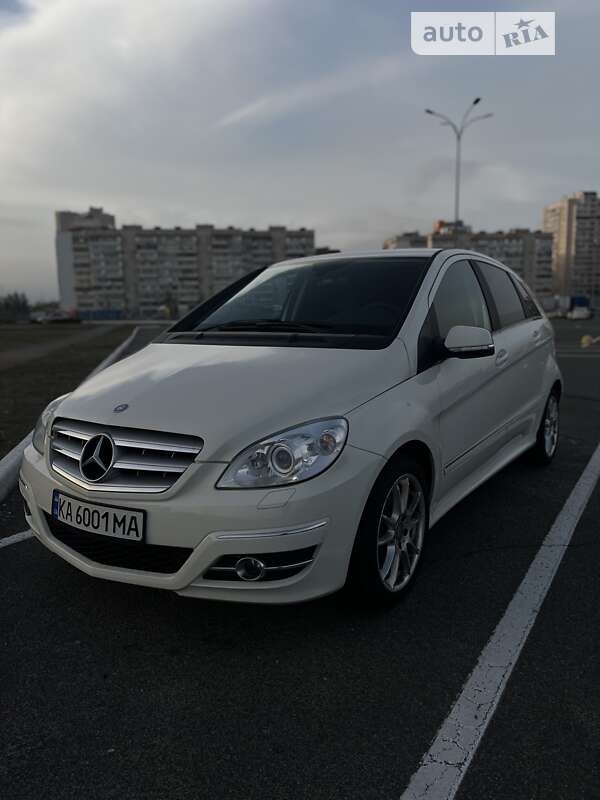 2011 mercedes-benz b 180
