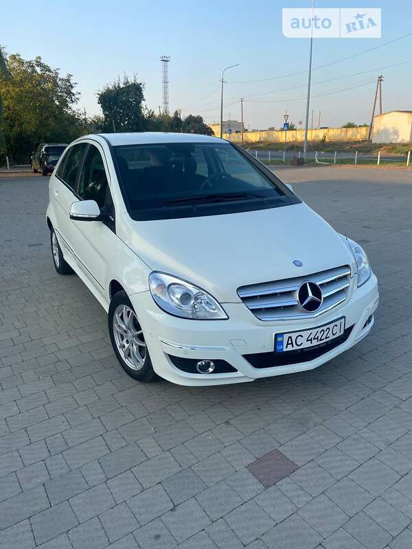 2010 mercedes-benz b 180