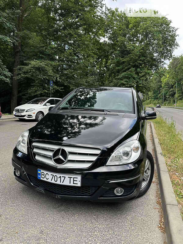 2011 mercedes-benz b 180
