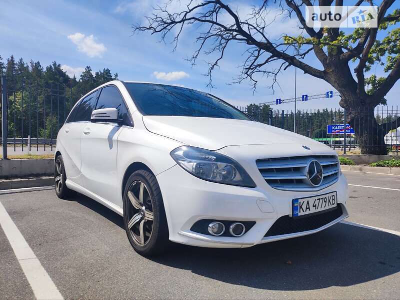 2012 mercedes-benz b180 cdi