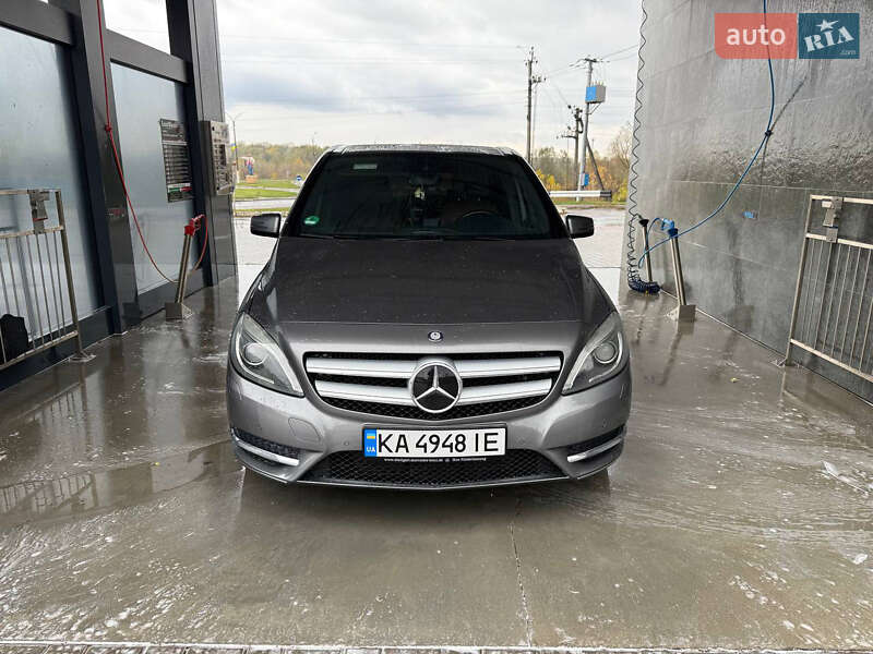 2012 mercedes-benz b 200