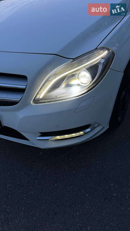 2013 mercedes-benz b 220