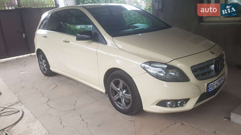 2014 mercedes-benz b180 cdi