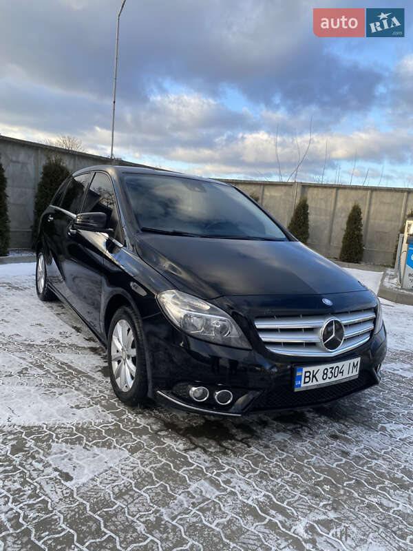 2014 mercedes-benz b 180
