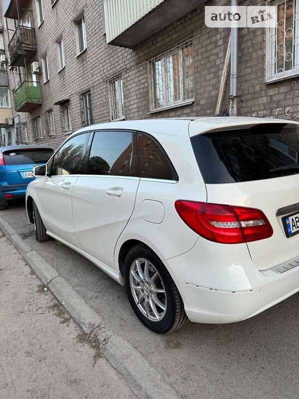 2014 mercedes-benz b 180
