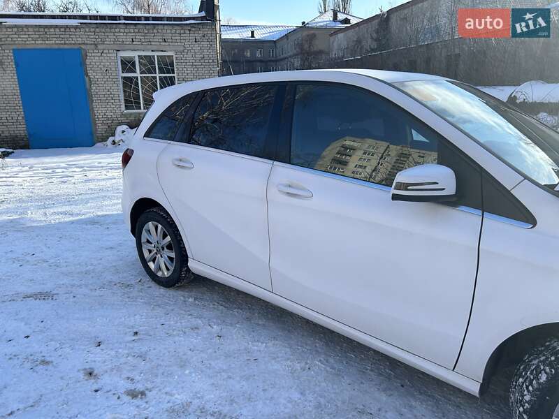 2015 mercedes-benz b 180