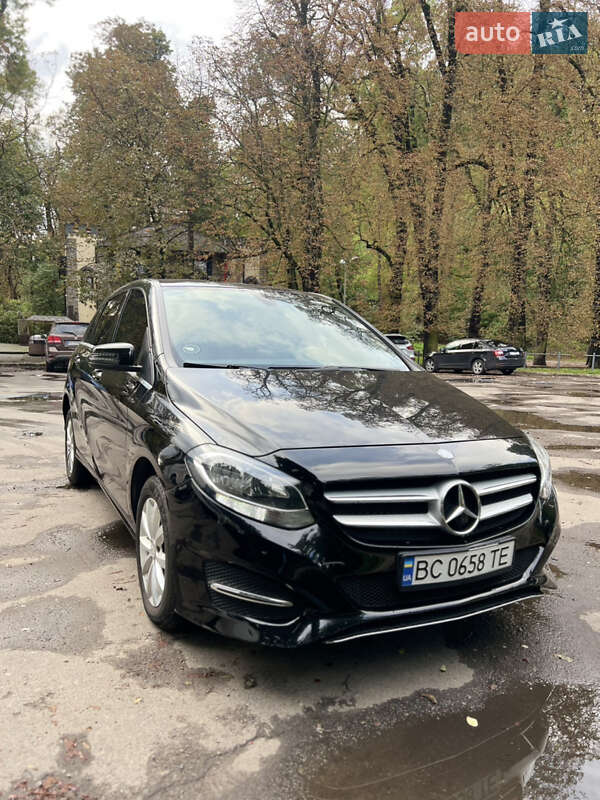 2017 mercedes-benz b-180