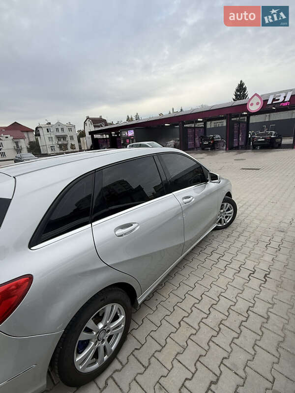 2014 mercedes-benz b 180