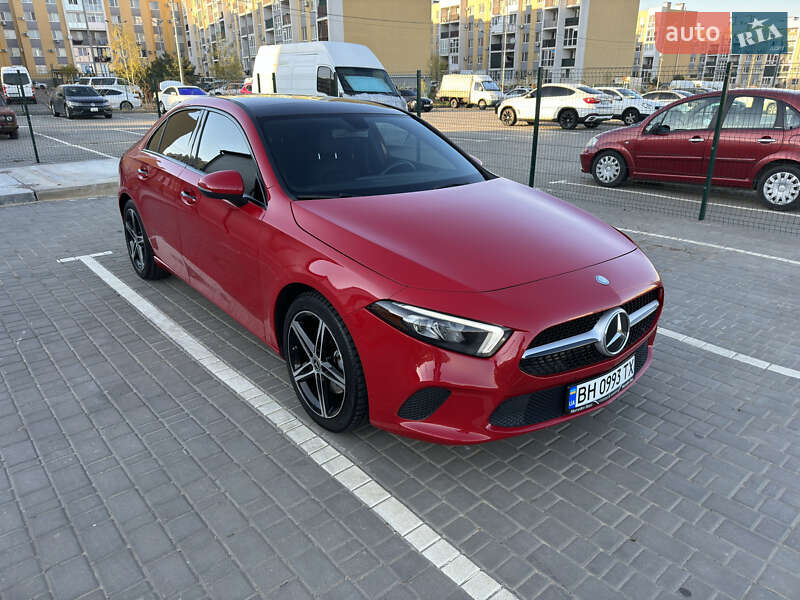 2019 mercedes-benz a 220