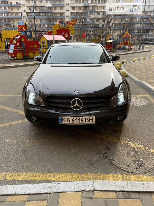 2005 mercedes-benz cls 500