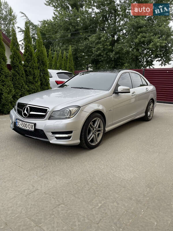 2011 mercedes-benz c-class