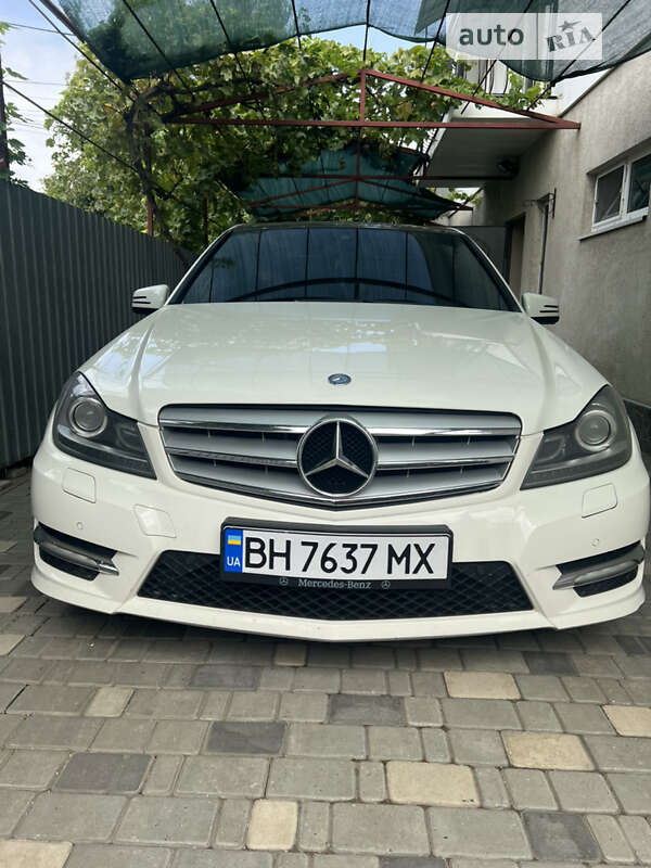 2012 mercedes-benz c 220